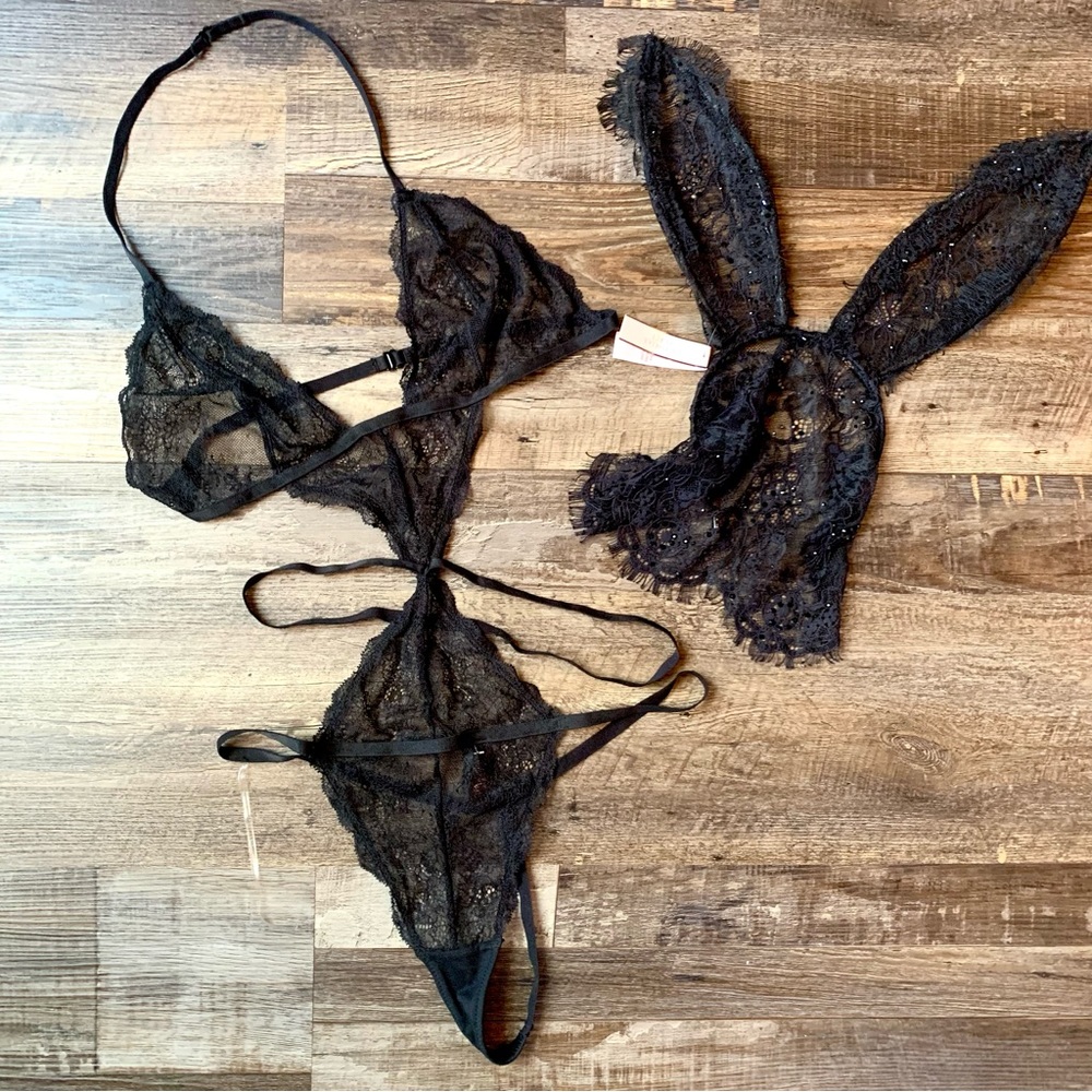 NWT VS Lingerie set